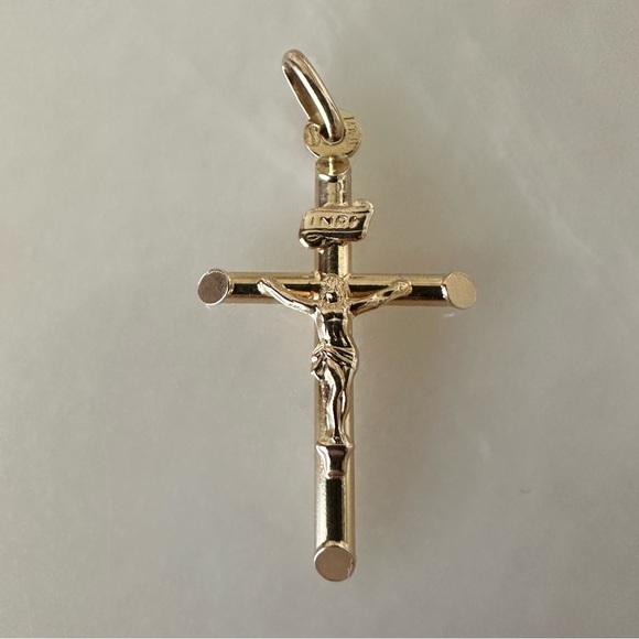 14k Solid Gold Crucifix - Picture 4 of 16